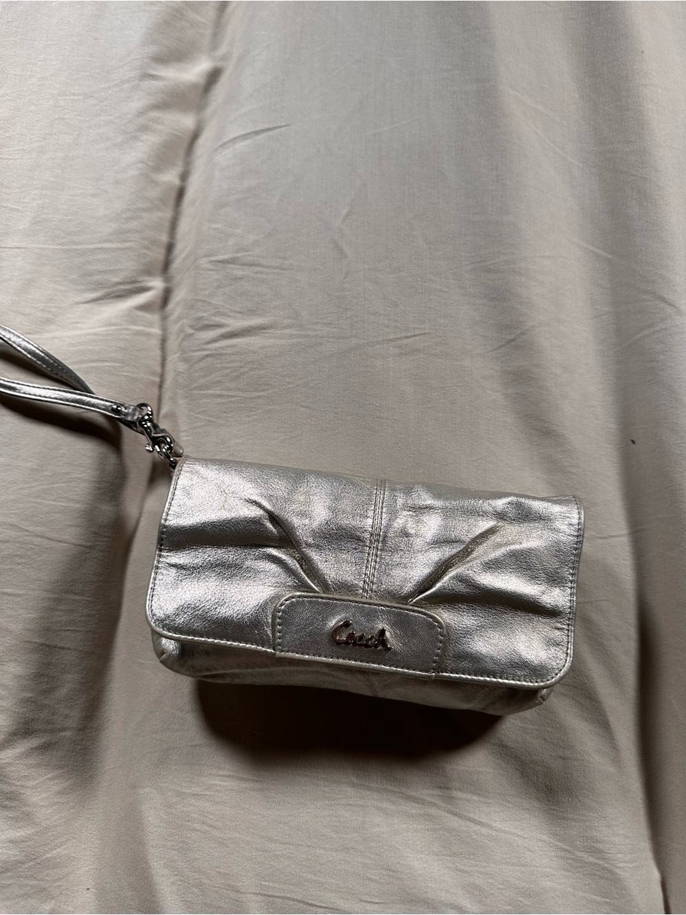 Coach Ashley Metallic Silver Chrome Leather Whistlet Vintage Y2K Chic Glam